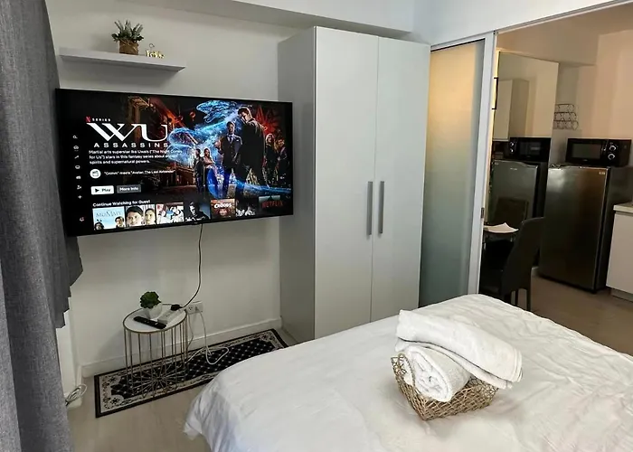 Rob's Place At Azure Staycation 酒店